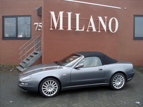 Bijzonder mooie Maserati 4200 Spider Cambiocorsa met beige interieur
