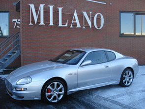 Een prachtige Zilver Metallic 4200 Coupe GRANSPORT 4.2 V8 Cambiocorsa met lederen interieur