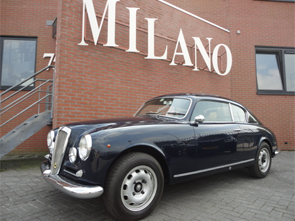 Lancia Aurelia B20 series 4 1955, in Dark Blue met donkerblauw leder interieur in gerestaureerde conditie